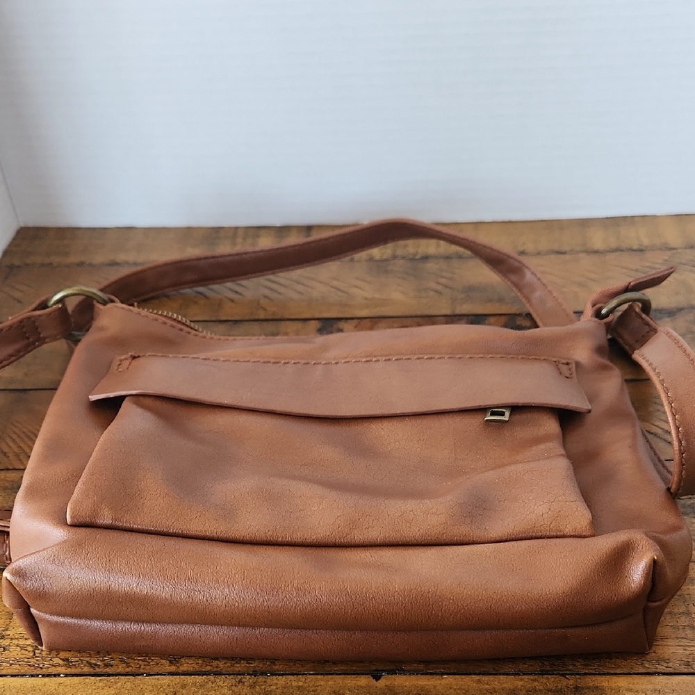 Universal Thread Classic Brown Leather Crossbody Bag